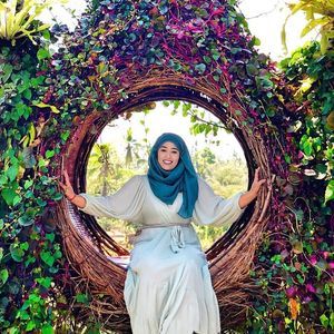 Meet your Posher, Sadia